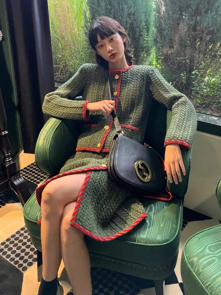 2023 new autumn and winter French style small fragrance high-end temperament socialite sweater half skirt two-piece suit for wom