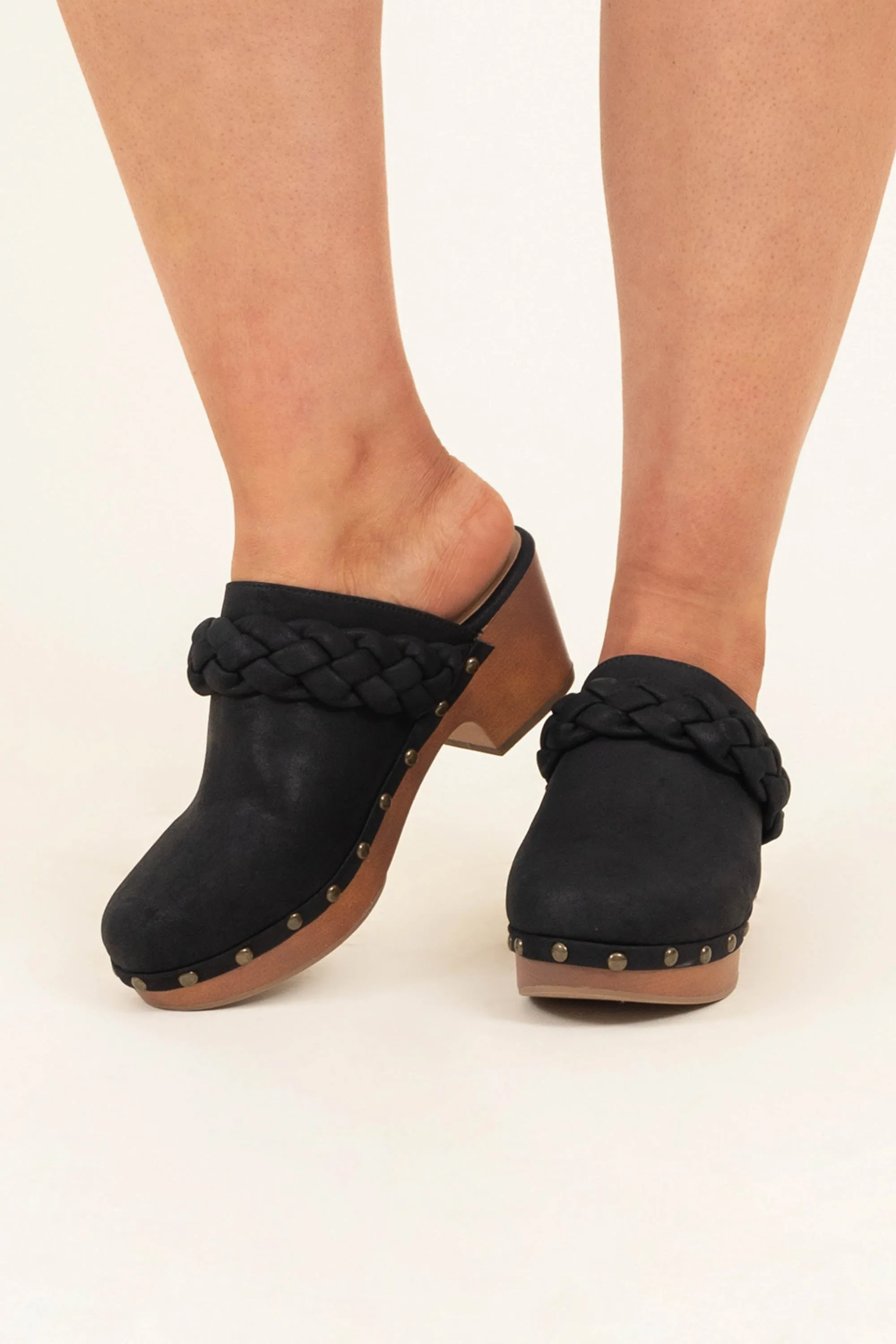 Brave New World Mules, Black