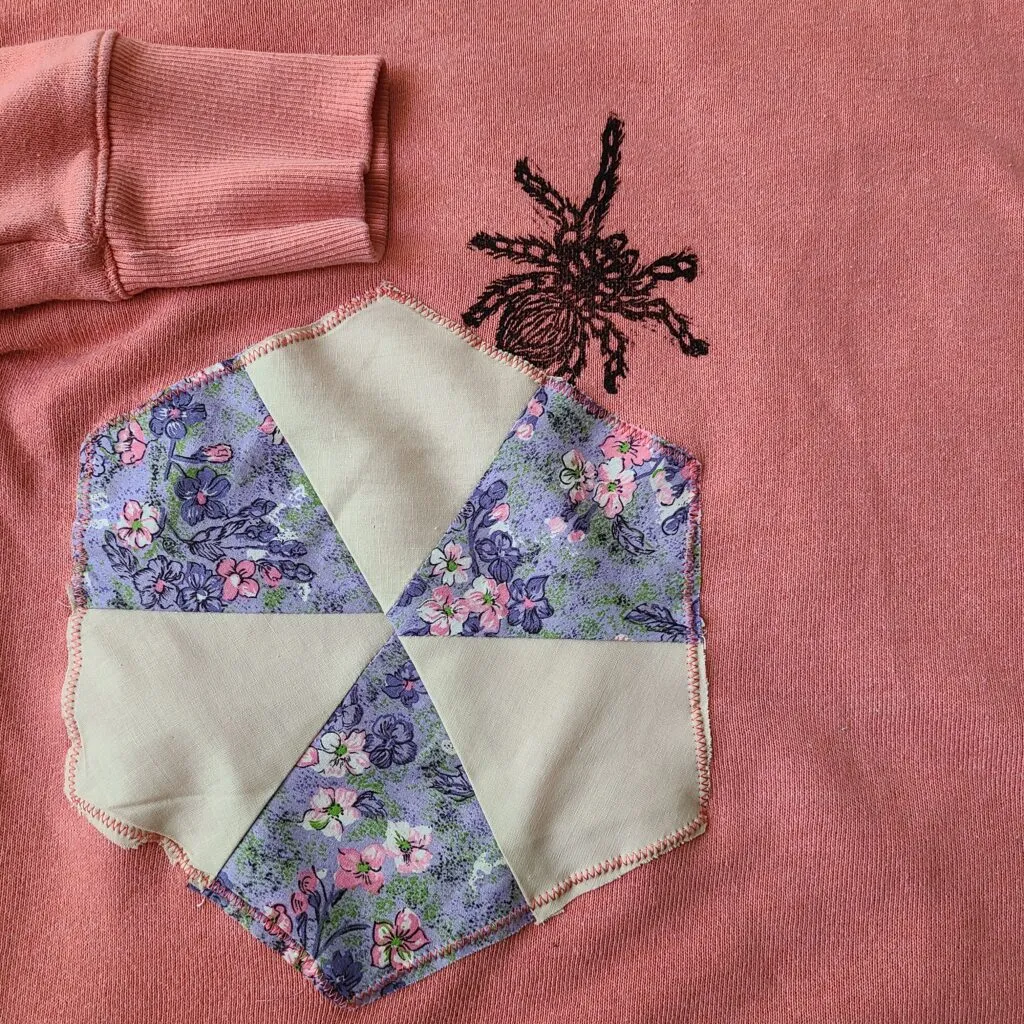 Creeping Tarantula & Vintage Quilt Piece Sweatshirt