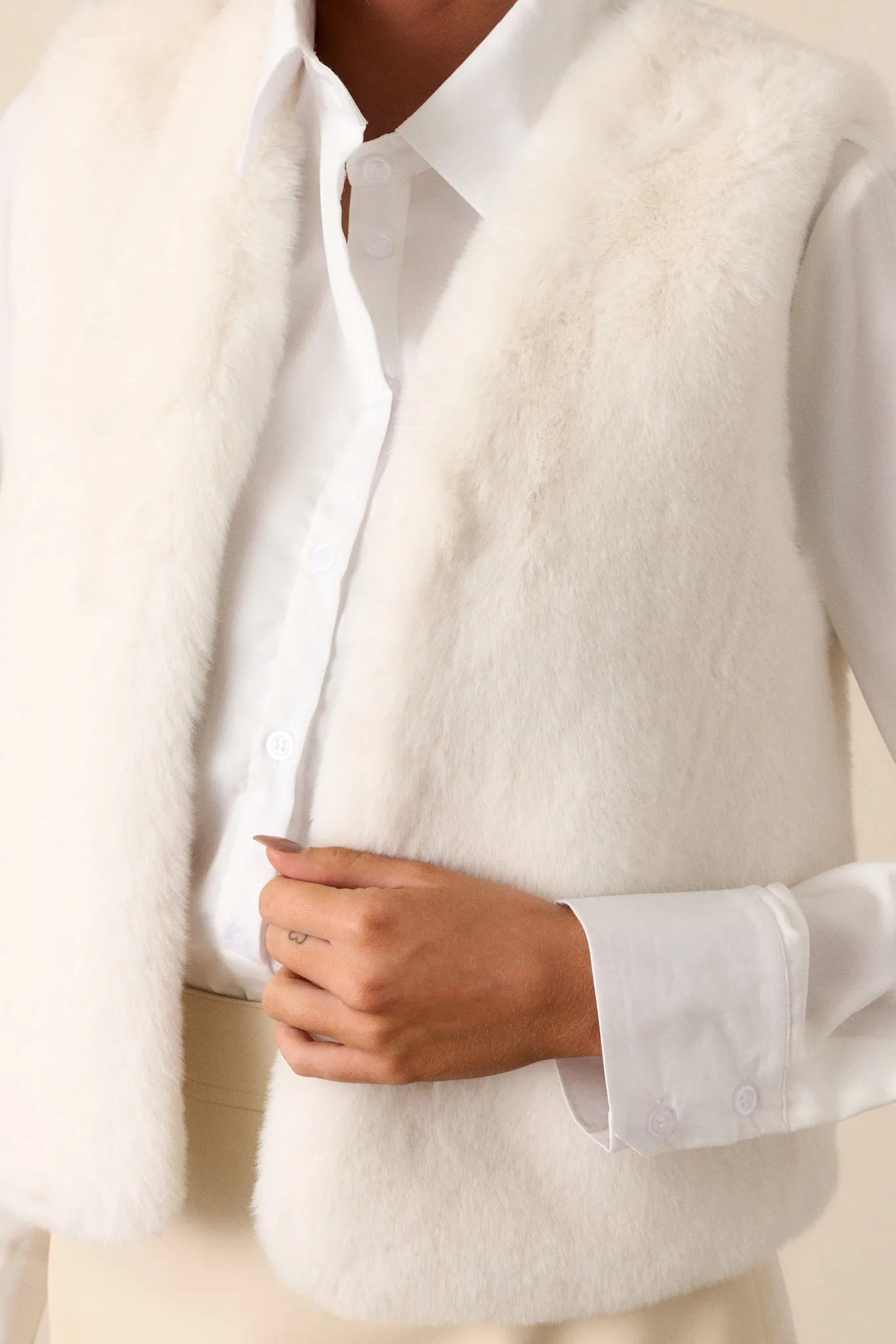 Cuddly Keepsake Off White Faux Fur Vest