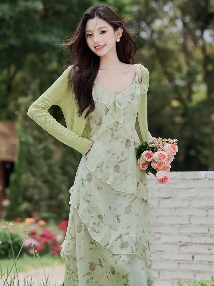 French beautiful floral dress for women summer 2024 new high-end super fairy green suspender cardigan two-piece set