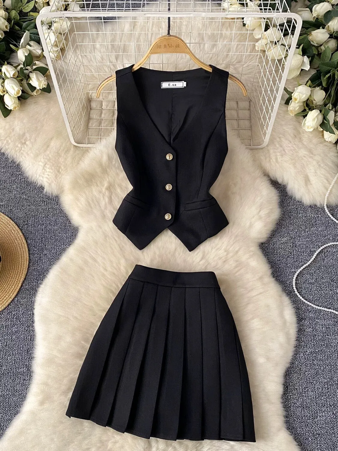 French  style single-breasted versatile slit suit vest + high waist pleated skirt two-piece suit