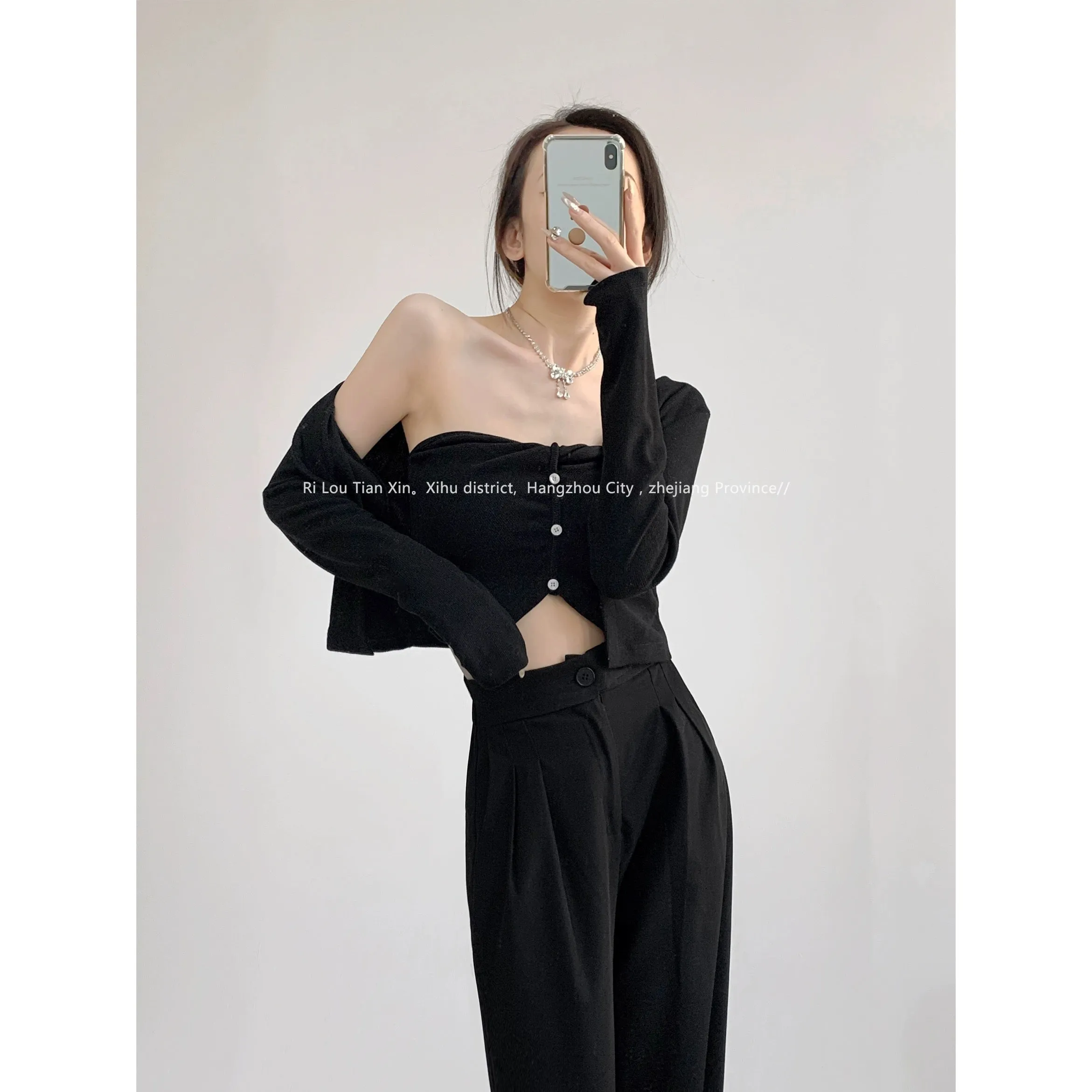 Gentle wind suit V-neck long-sleeved knitted cardigan women's autumn and winter irregular slimming inner tube top vest two-piece