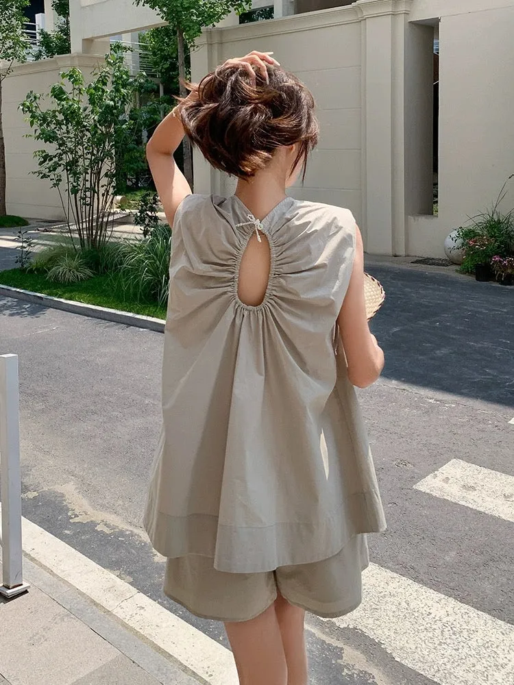 Gray fashionable age-reducing sleeveless top shorts suit for women summer 2024 new small casual style two-piece set