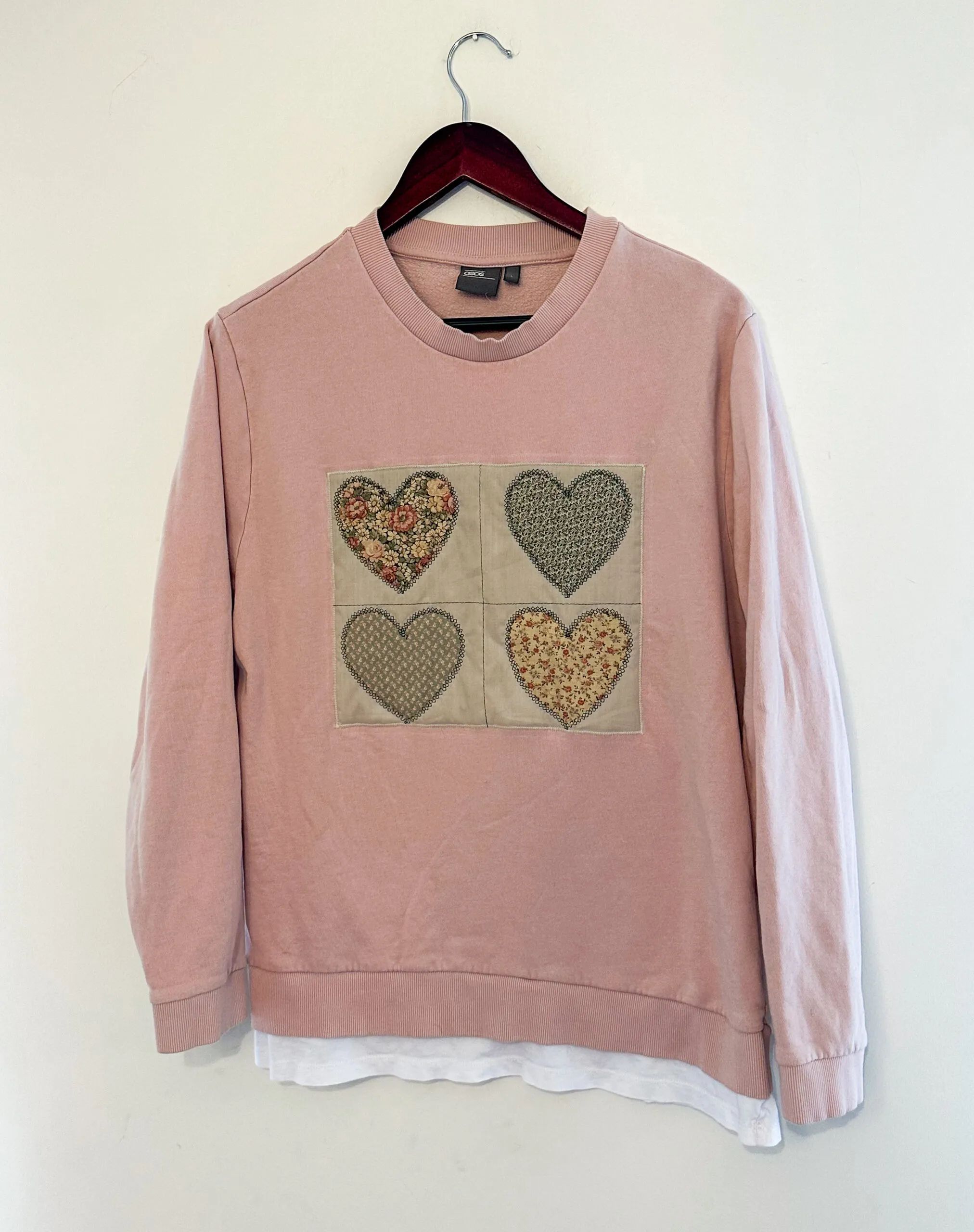 Light Pink Grandma Quilt Heart / Valentine Crewneck