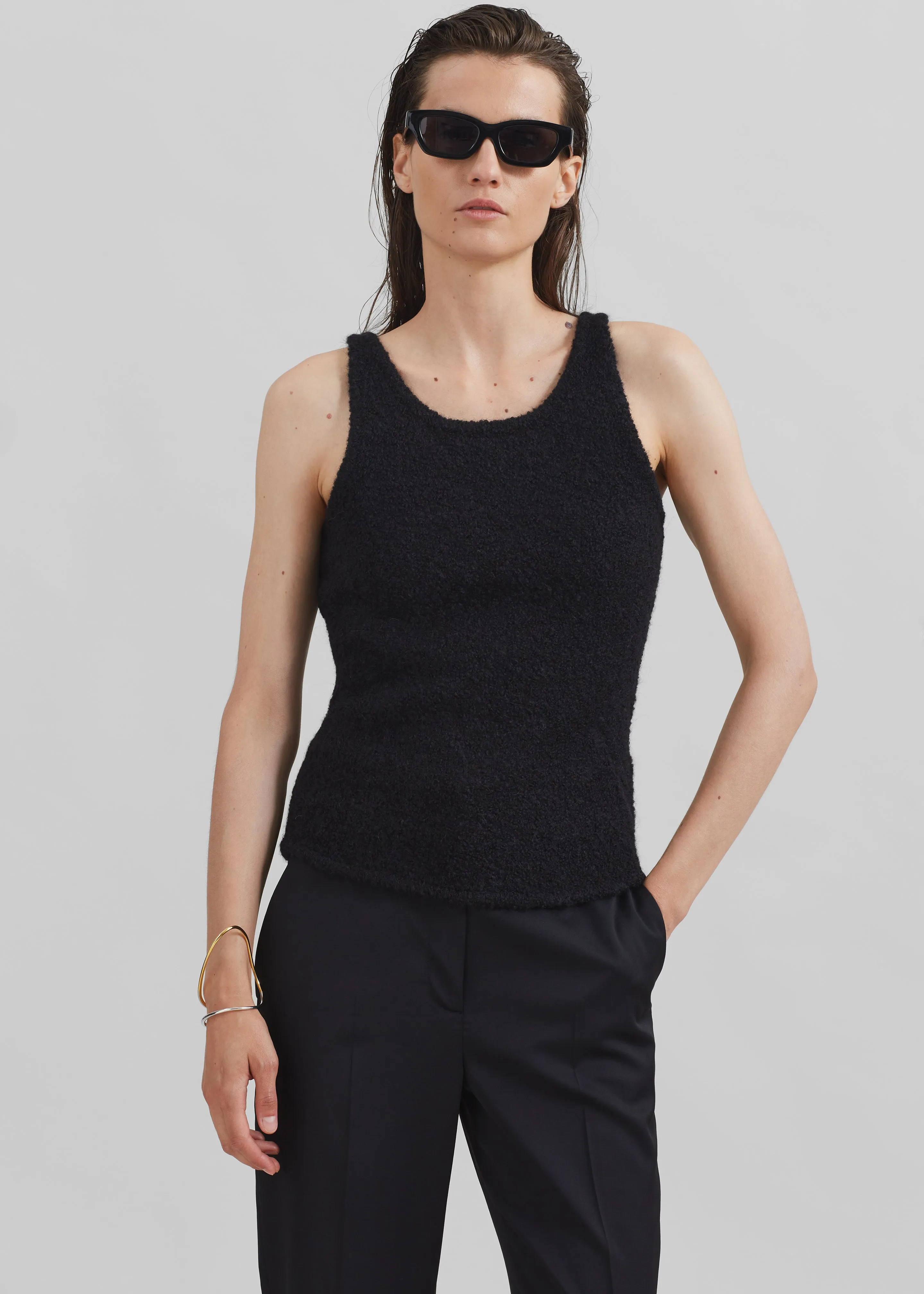 Low Classic Fluffy Sleeveless Knit Top - Black