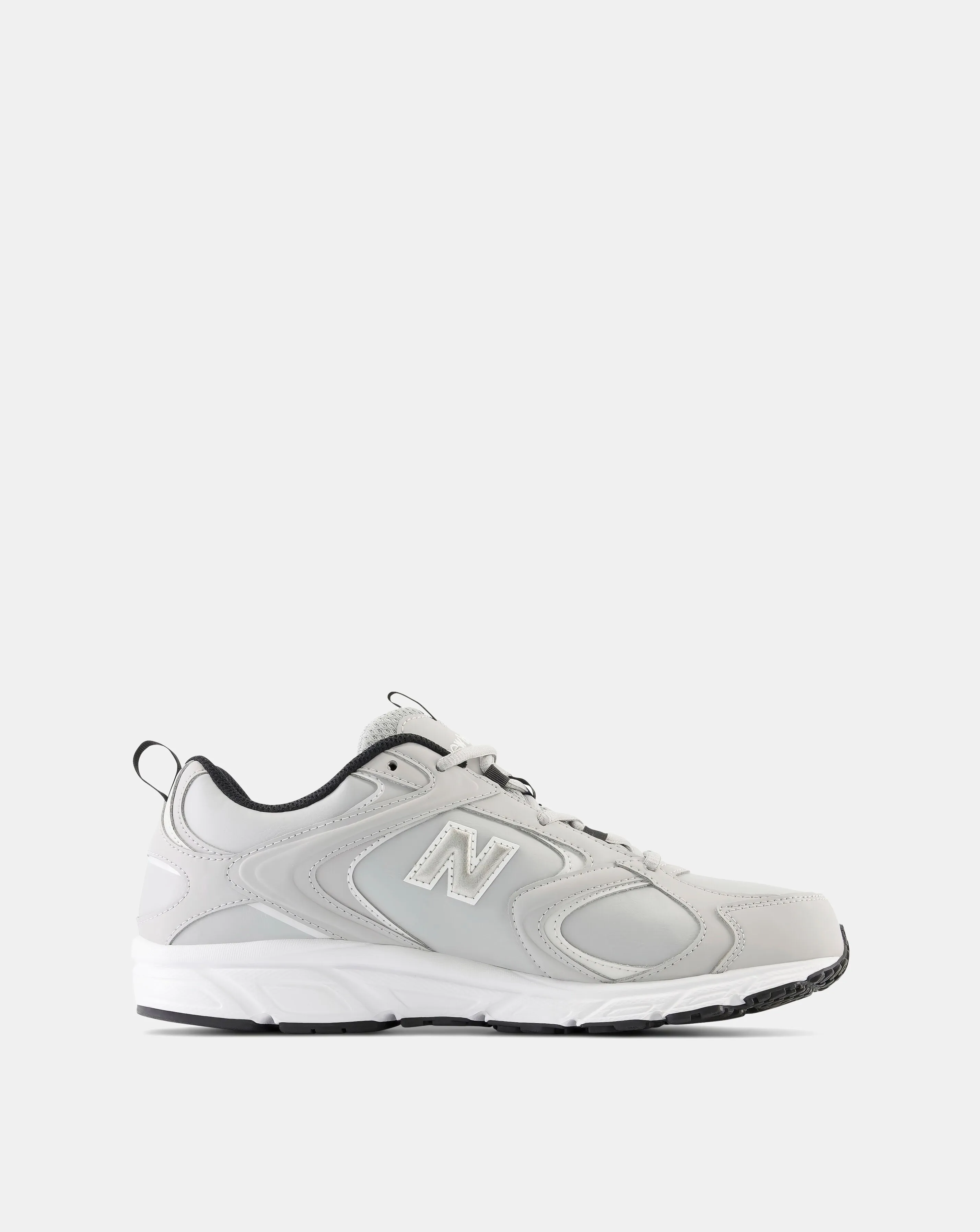 New Balance 408 Trainers