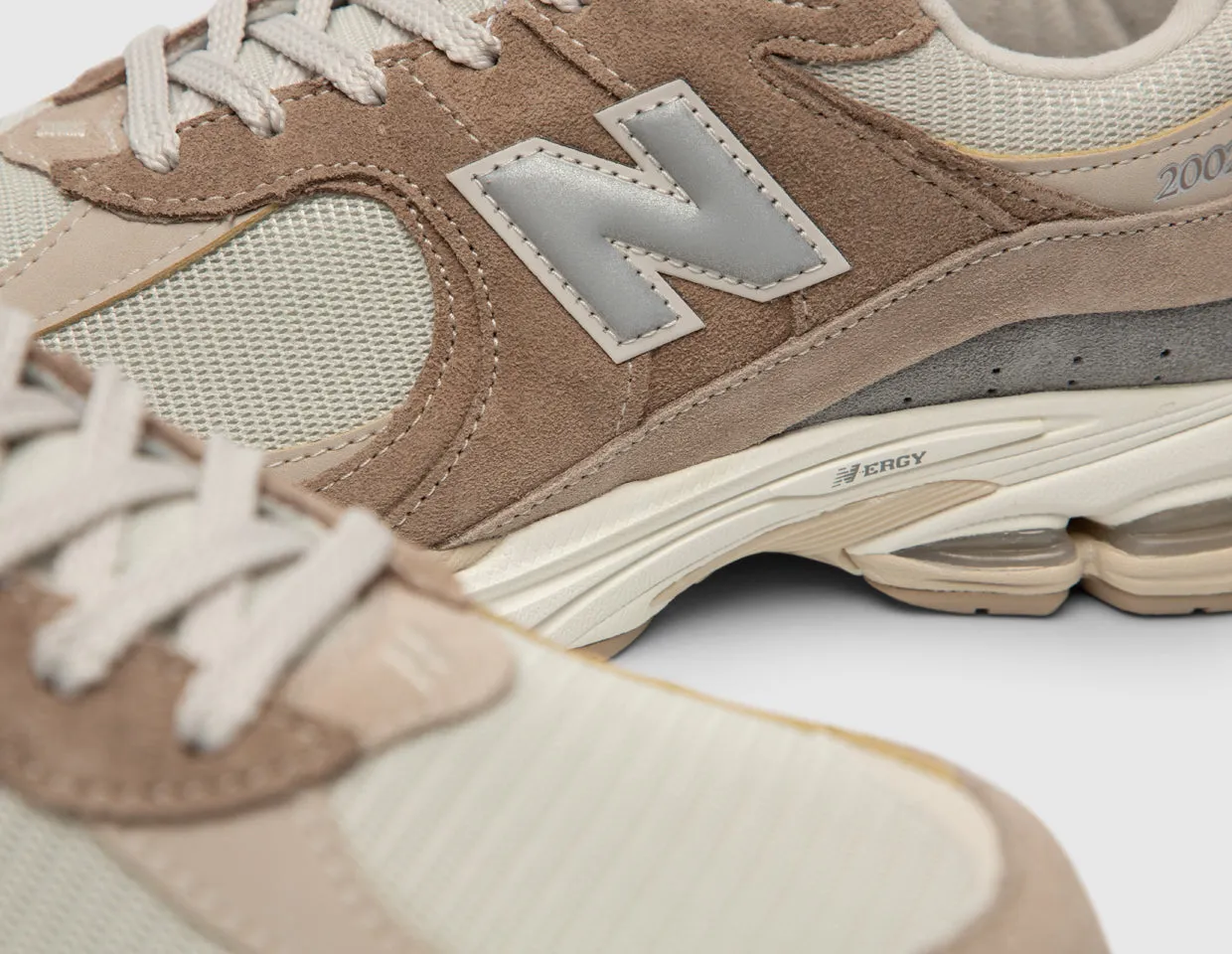 New Balance M2002RSI Driftwood / Sandstone