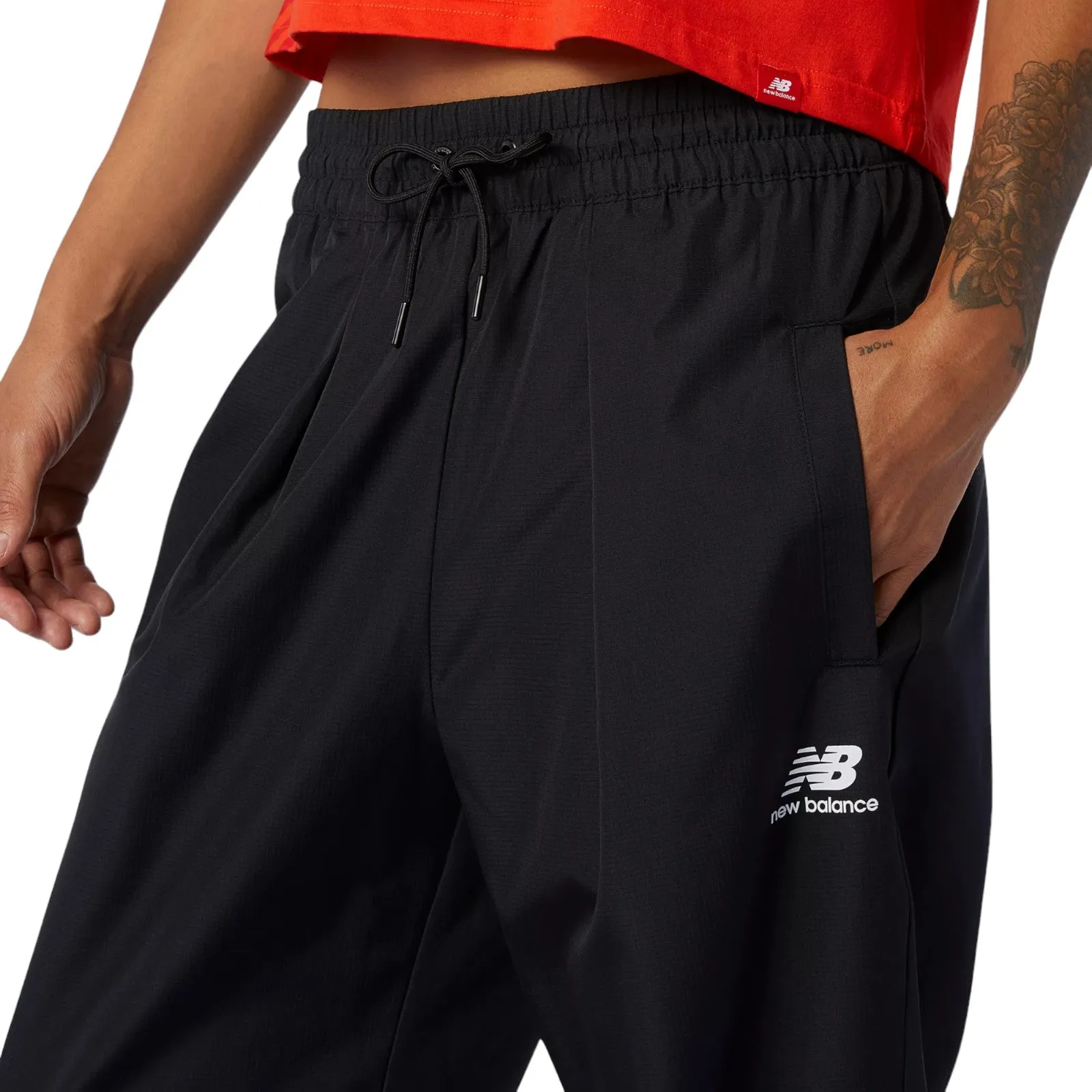 New Balance Womens NB Athletics Podium Wind Pants - Black