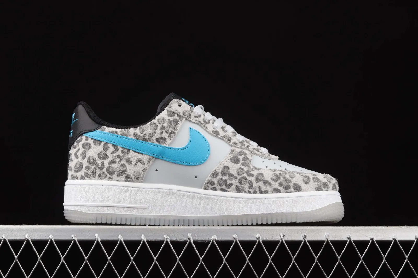 Nike Air Force 1 07 Low Leopard White Grey Light Blue Black DDJ6192-001