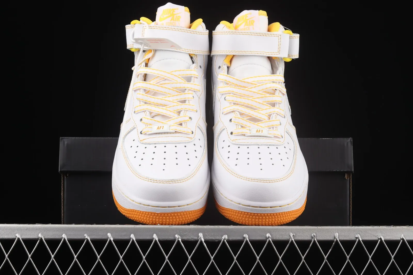 Nike Air Force 1 07 Mid Contrast Stitch White Laser Orange CV1724-902