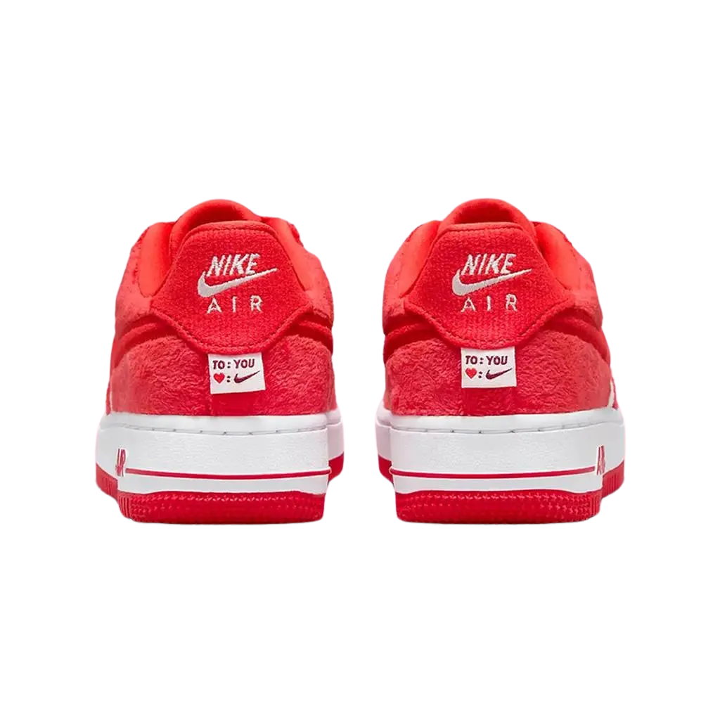 NIKE AIR FORCE 1 LOW VALENTINE'S DAY FLEECE (2024) (GS)