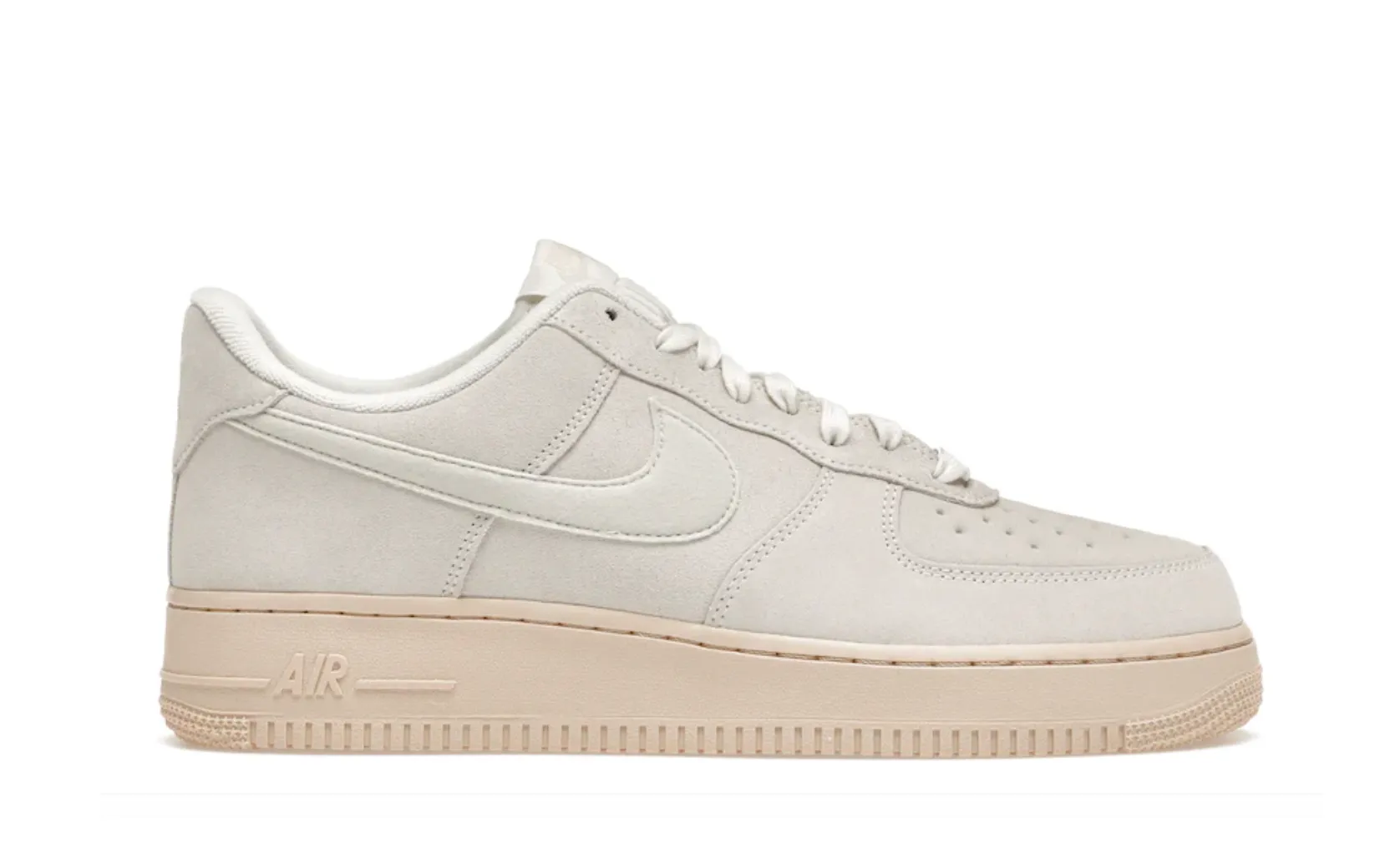 PRE LOVED - NIKE AIR FORCE 1 LOW WINTER PREMIUM SUMMIT WHITE SUEDE