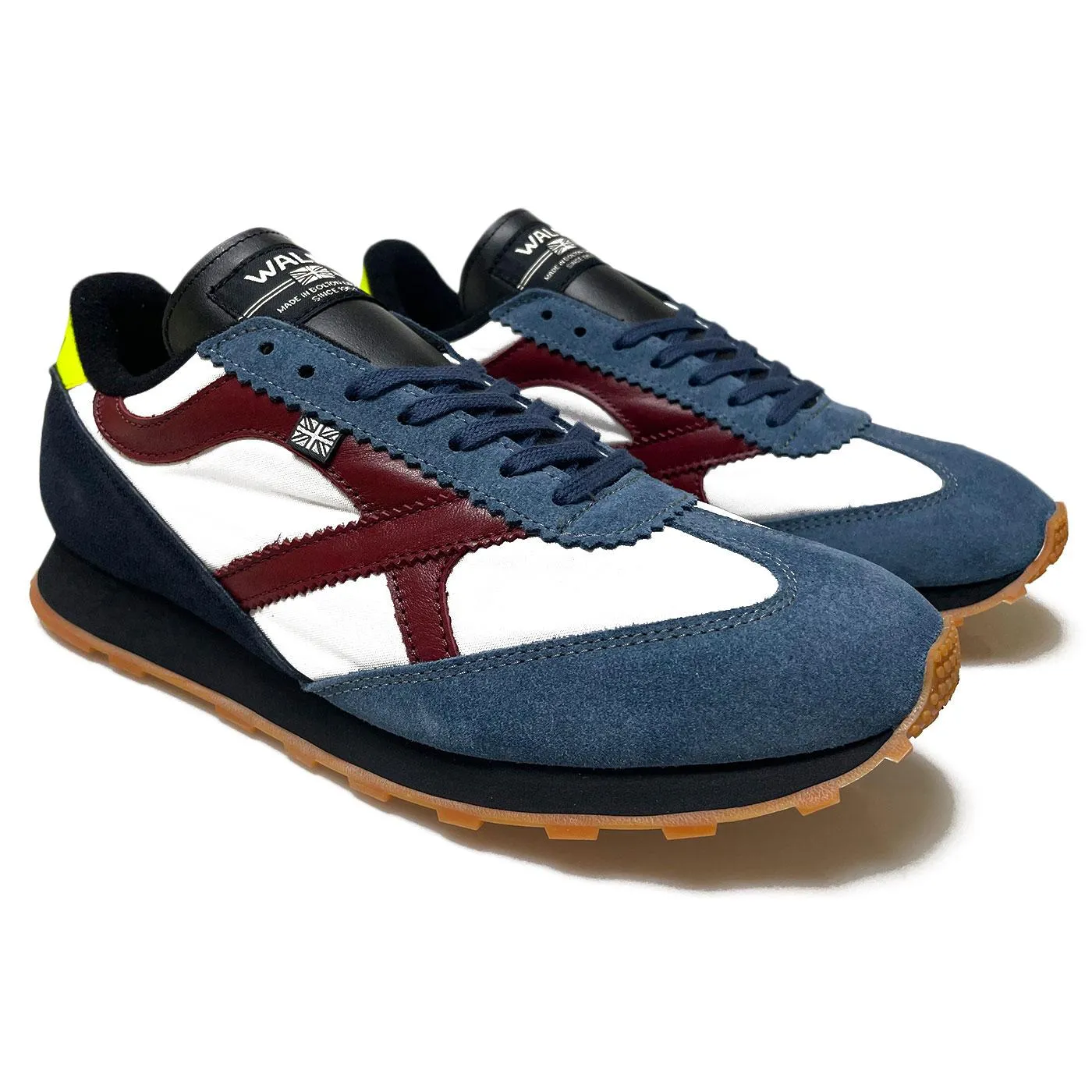 Strike Walsh Made In England Retro Trainers W/B/R