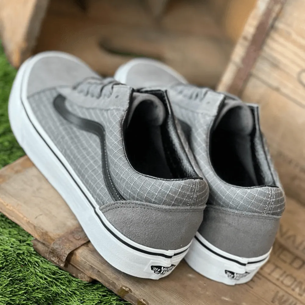 Vans Mens Old Skool Trainers in Pewter/Grey