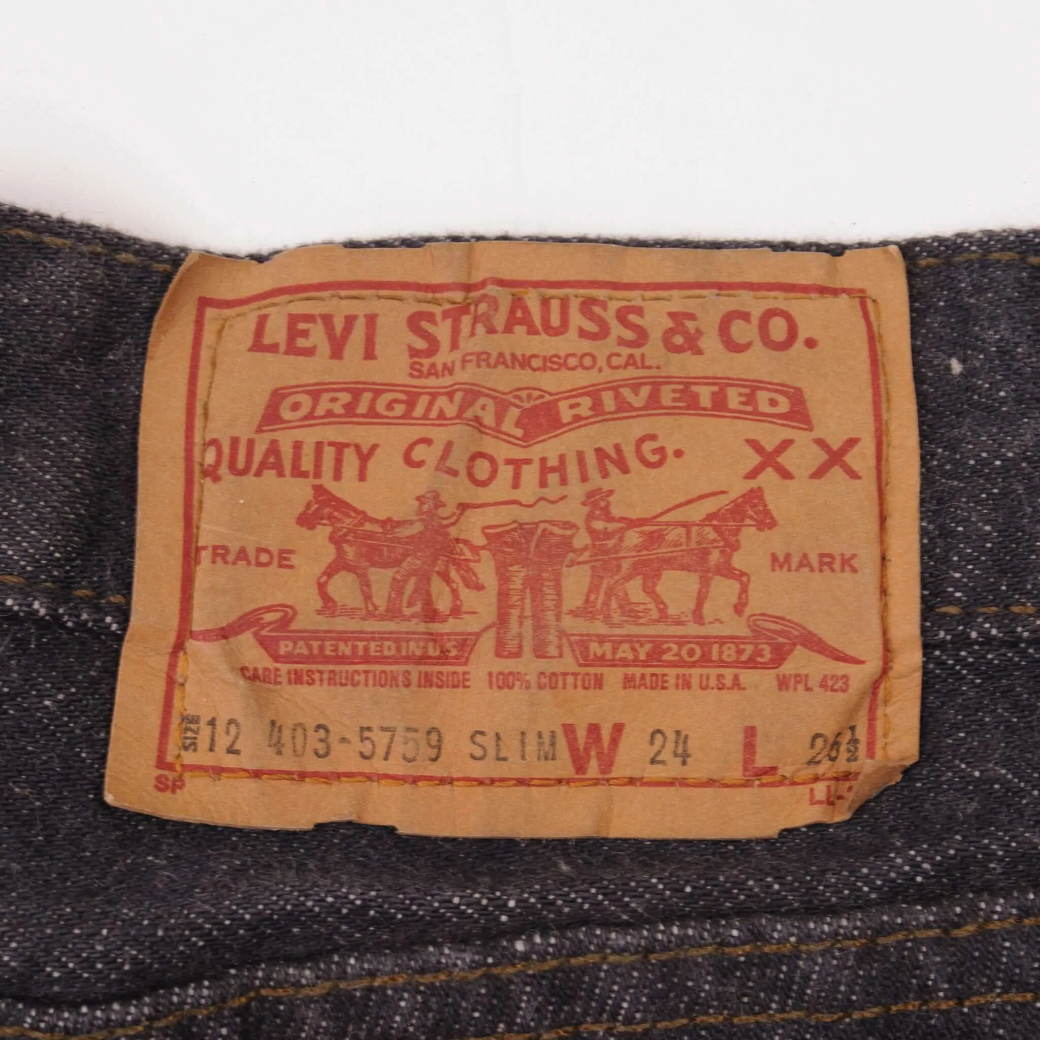 VINTAGE LEVIS 501 PRESHRUNK JEANS 1984 SIZE 24X26 1/2 W24 L26 1/2 MADE IN USA DEADSTOCK