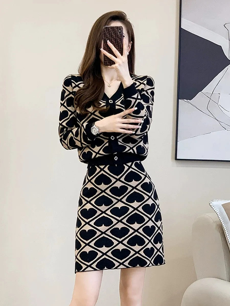 Xiaoxiangfeng Sweater Skirt Suit Women's Autumn and Winter New Knitted Cardigan Fashionable and Age-reducing Fashionable Two-pie