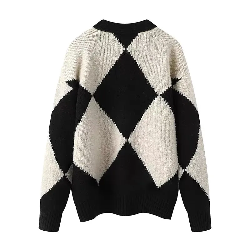 Xiaoxiangfeng thickened rhombus V-neck soft waxy sweater jacket for women 2023 autumn and winter temperament knitted dress two-p